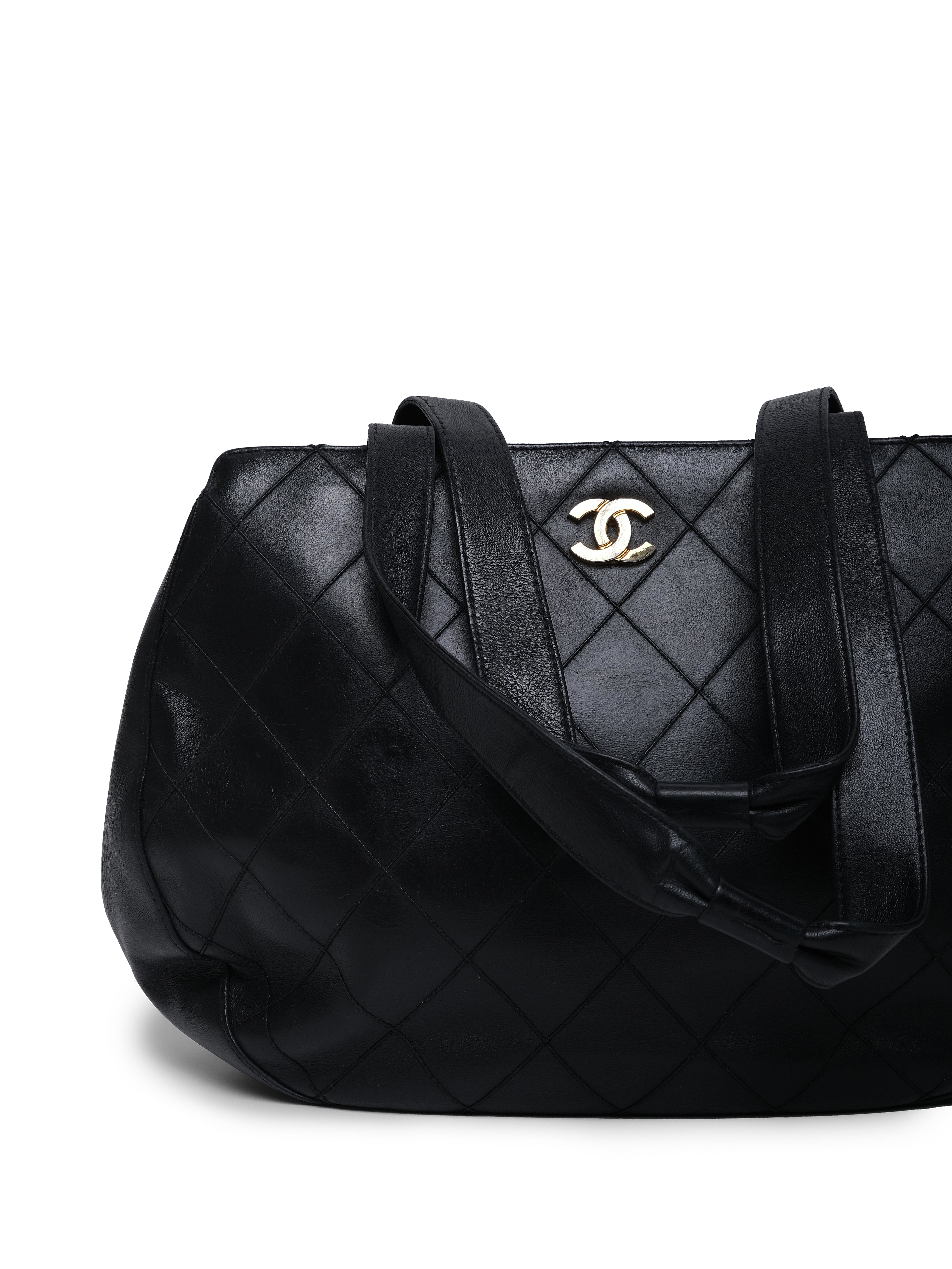 CHANEL 1997 MATELASSÉ QUILTED LAMBSKIN LEATHER BAG