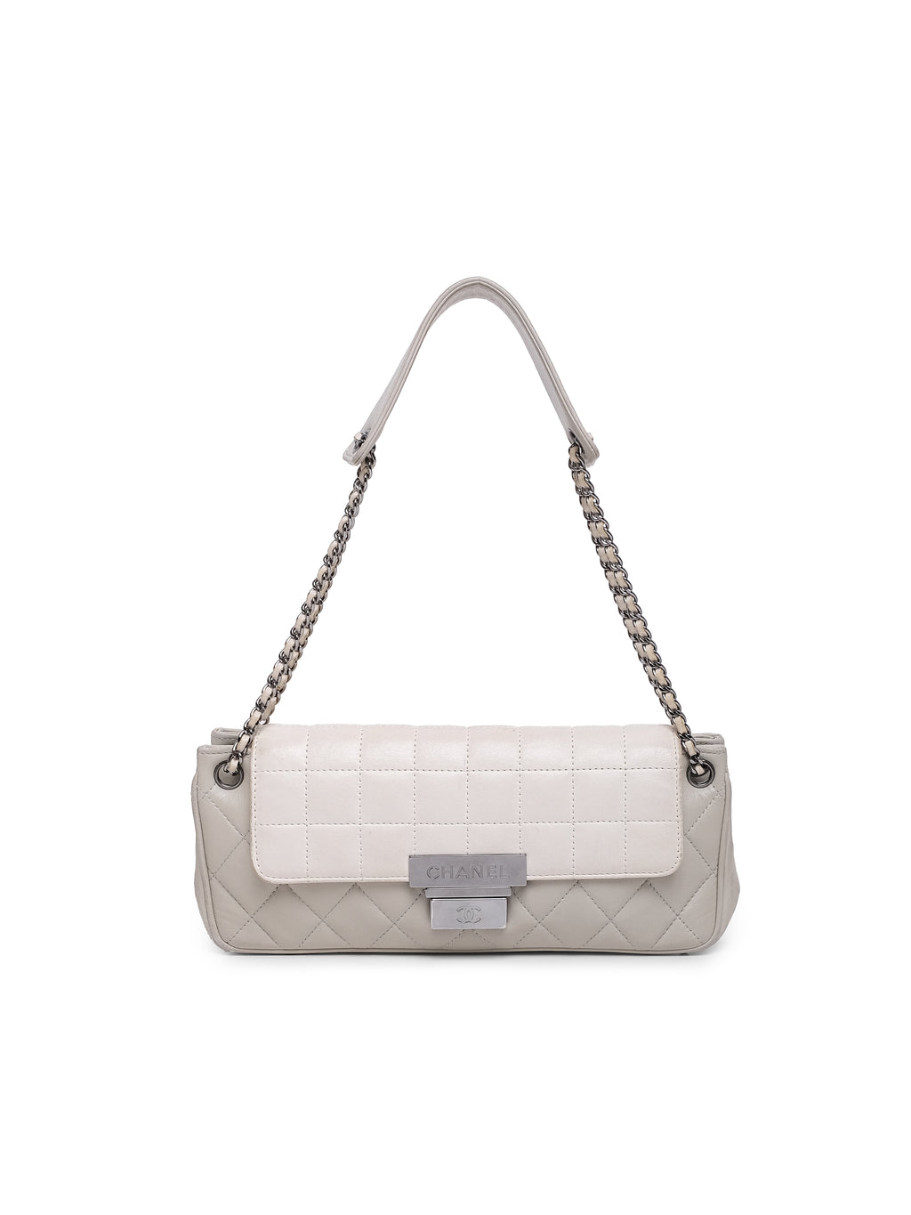 CHANEL CHOCOBAR MATELASSÉ SHOULDER BAG