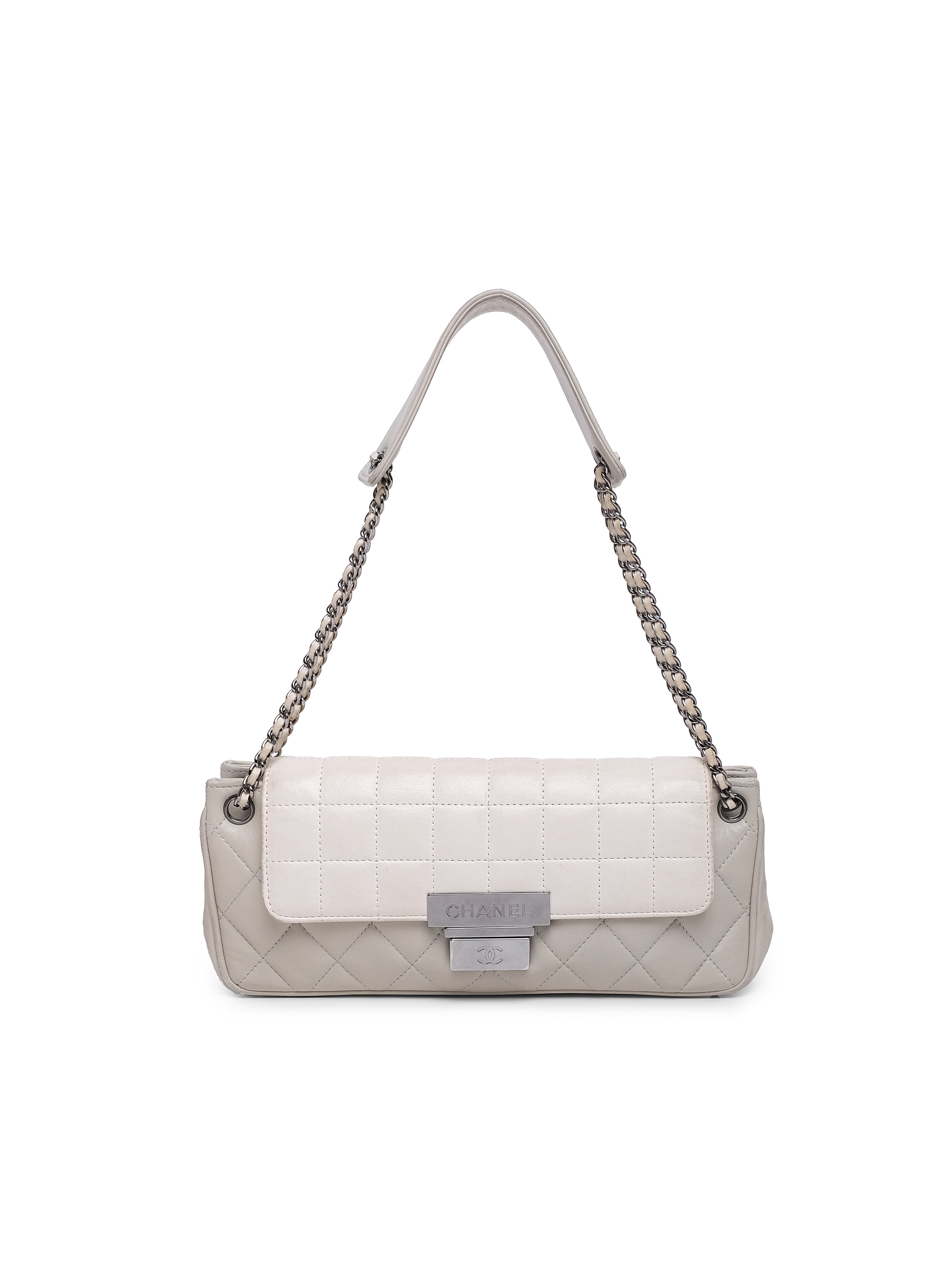 CHANEL CHOCOBAR MATELASSÉ SHOULDER BAG