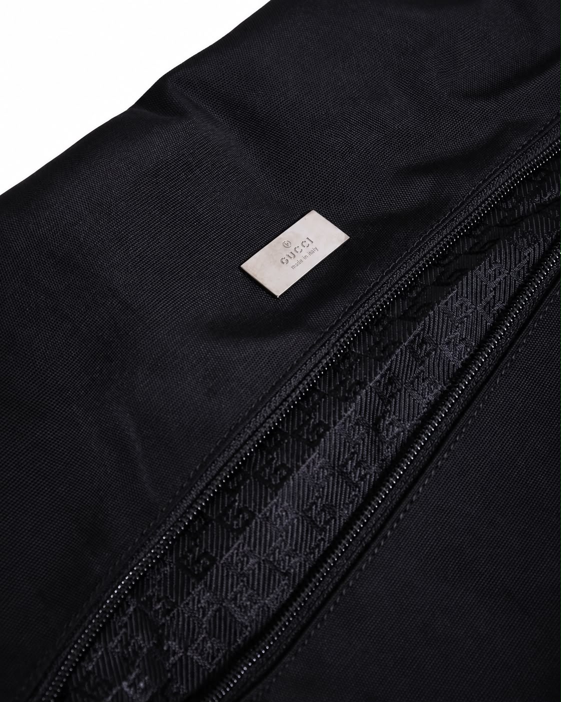 GUCCI OVERSIZED GARMENT BAG