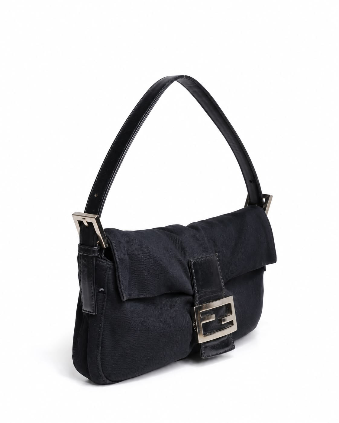 FENDI BLACK BAGUETTE BAG